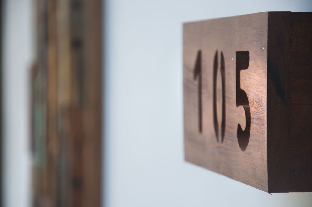 Zen Rooms Seminyak Kayu Jati エクステリア 写真