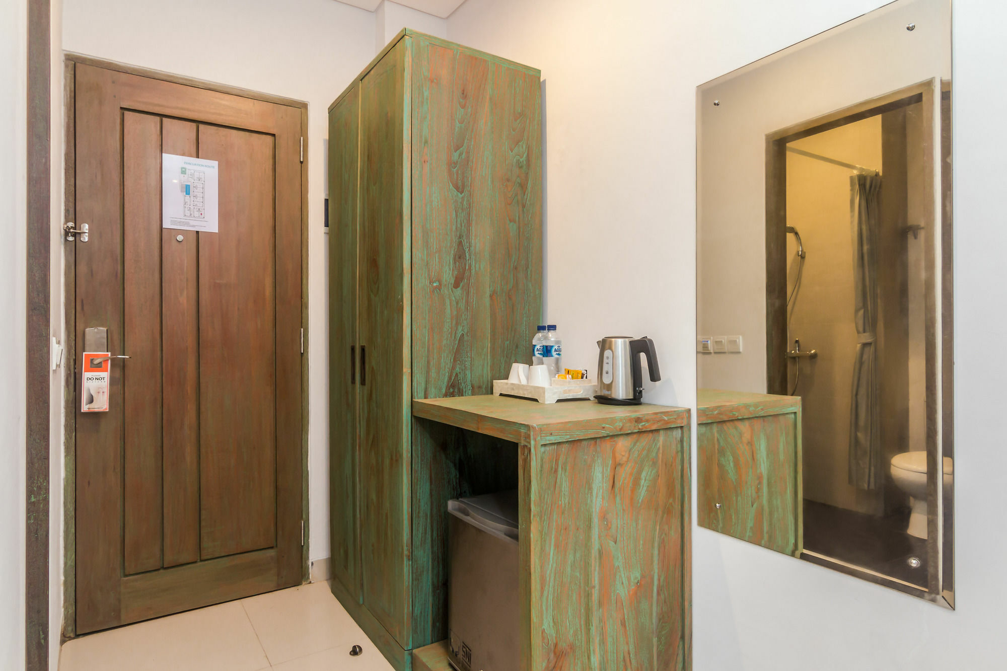 Zen Rooms Seminyak Kayu Jati エクステリア 写真